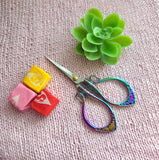 Ciseau fleurs holographiques