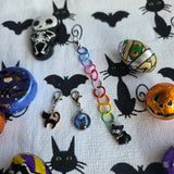 Spookat! 🐈‍⬛ Chainette MINIE 🌈  Arc-en-ciel Originale!
