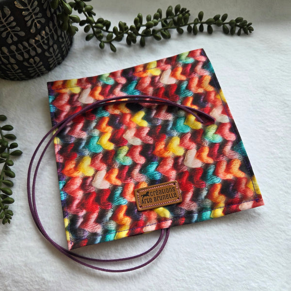 Coeurs brodés 💘🪡 LA Pochette à marqueurs Originale!